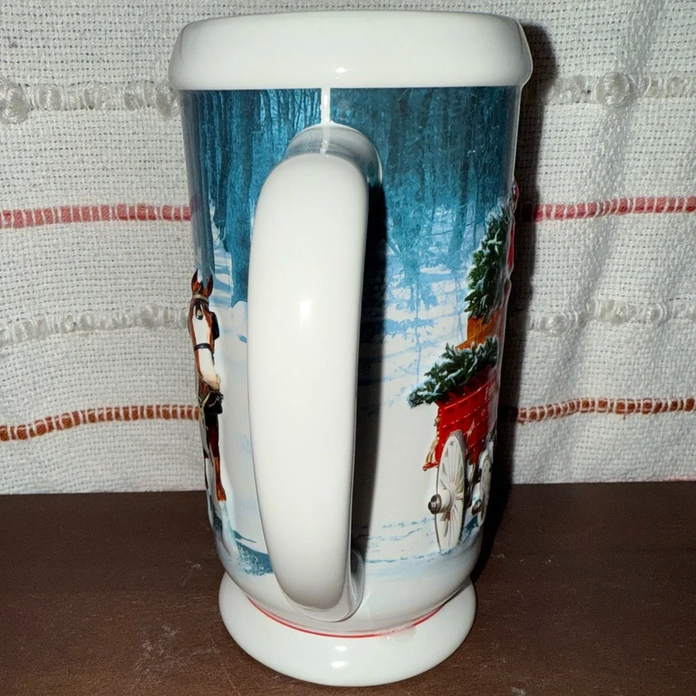 Budweiser Holiday Stein Collection Box -‎ Red and Gold